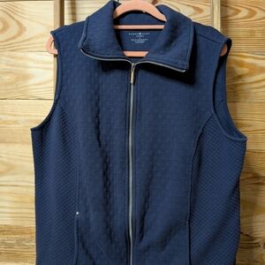 Karen Scott Navy Quilted Vest
